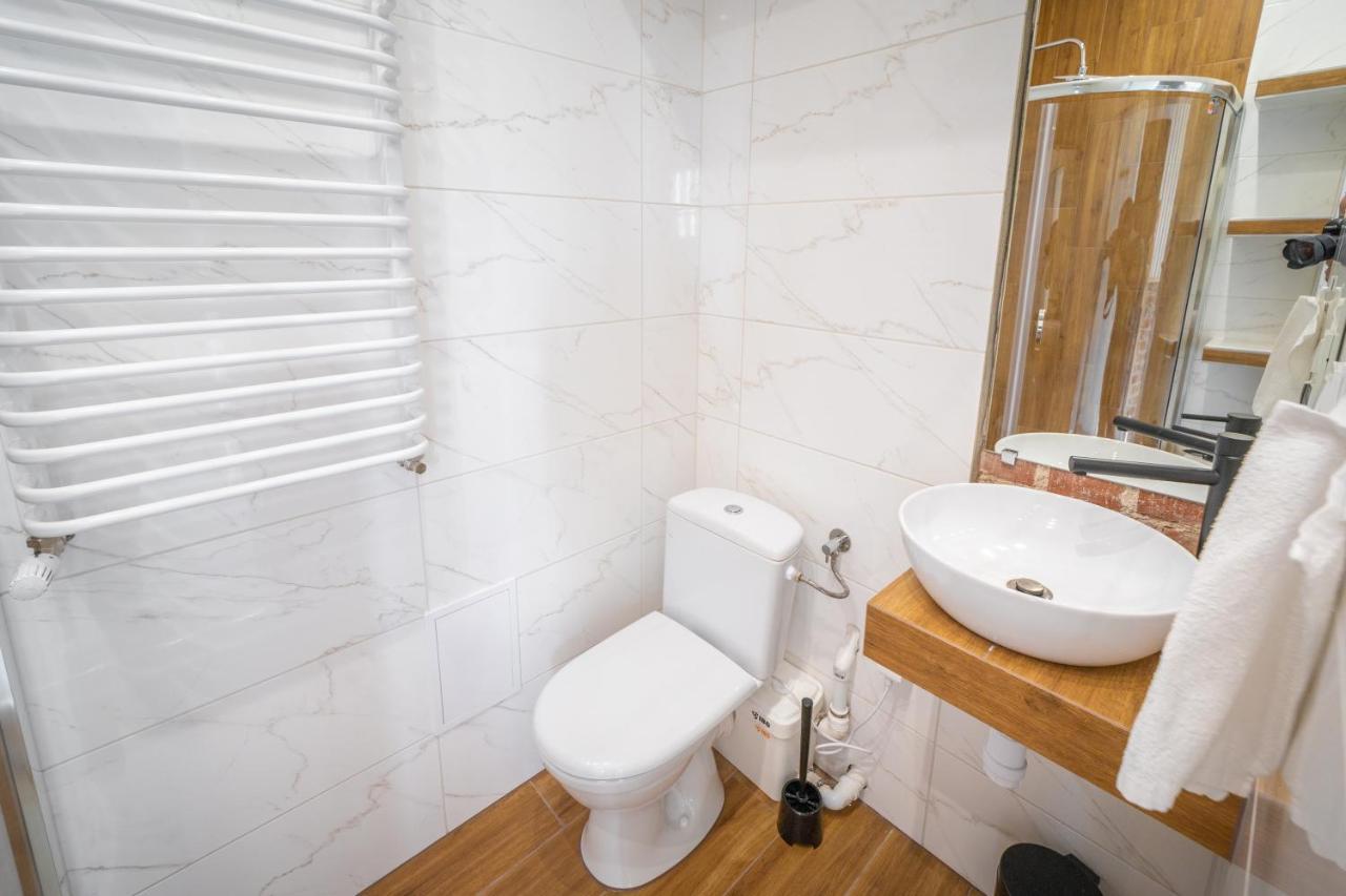 Black & White Vision Apartment - Centrum أوبولي المظهر الخارجي الصورة